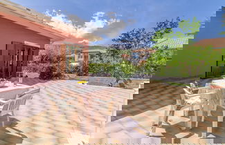Foto 2 - Villa With Volcano View