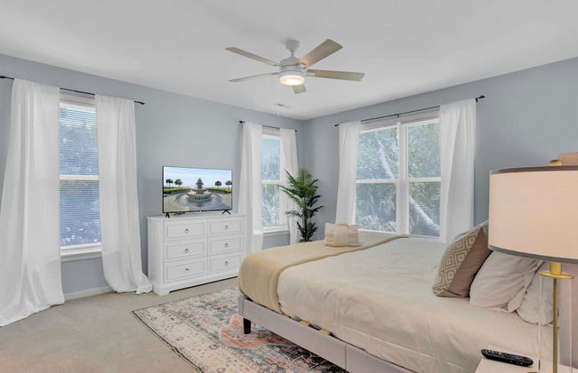 Ion by Avantstay Walk to Beach, Dining, Shopping Central Location Deck - Photo 25