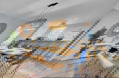 Foto 5 - Ion by Avantstay Walk to Beach, Dining, Shopping Central Location Deck