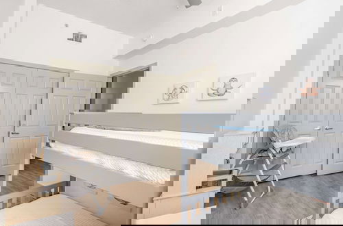 Foto 15 - Luxury Central Apartment with Gym