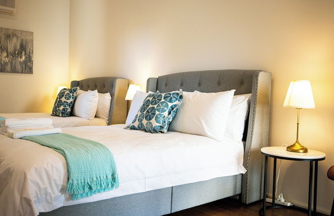 StayAU 6BR Deluxe Lakeview Point Cook - Photo 20