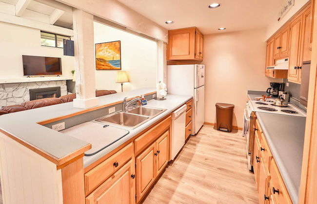Tahoe Lakeside Retreat - Photo 7