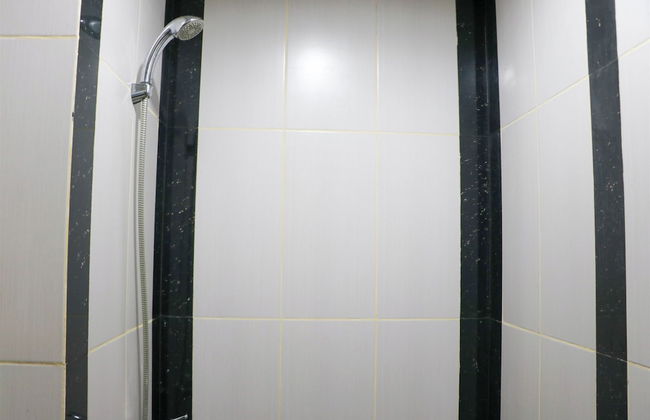 Restful 1Br Without Living Room Grand Kamala Lagoon Apartment - Foto 14
