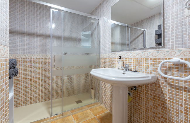 Tolox 2 in Tolox With 1 Bedrooms and 1 Bathrooms - Photo 15
