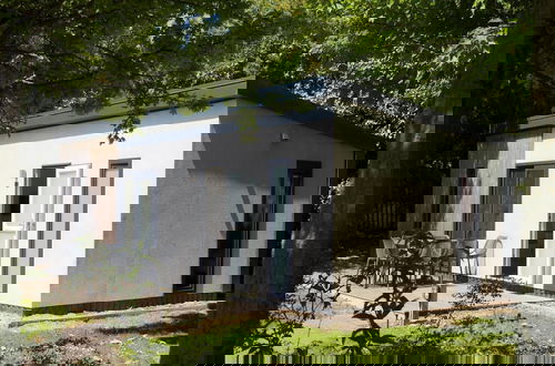 Photo 14 - Modern Chalet With Microwave, Beach Within Walking Distance