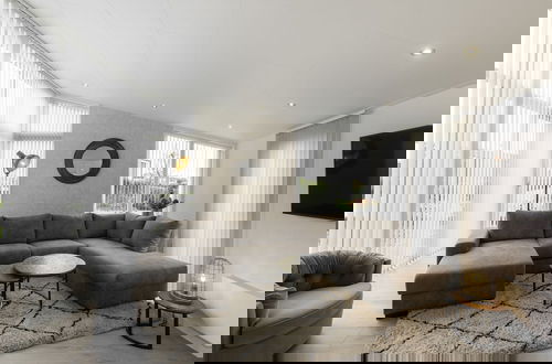 Photo 5 - Cozy Chalet With Covered Terrace, in Zeeland