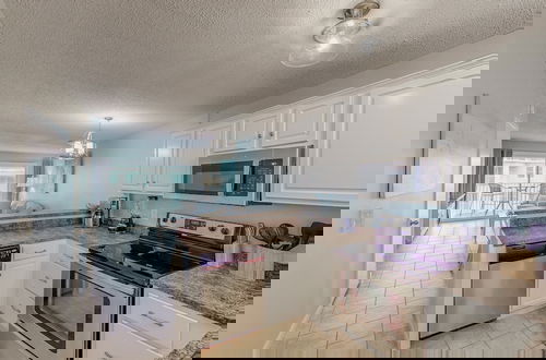 Foto 6 - Top Floor Beachside Condo in Gulf Shores Sleeps 6