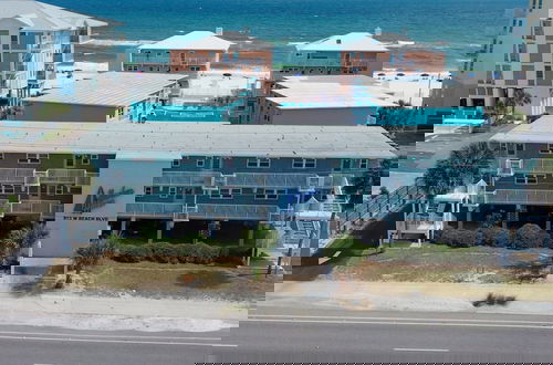 Foto 33 - Top Floor Beachside Condo in Gulf Shores Sleeps 6