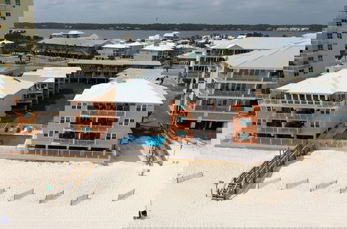 Foto 28 - Top Floor Beachside Condo in Gulf Shores Sleeps 6