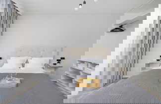 Foto 2 - Apartment With Parking by Renters