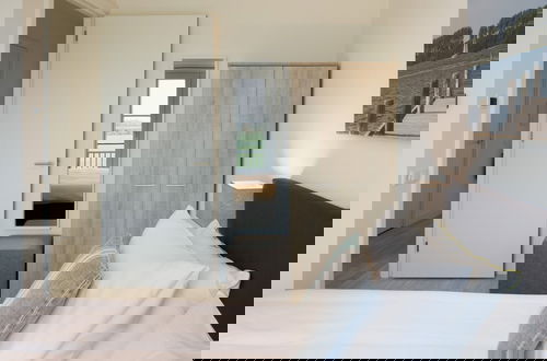 Foto 3 - Modern Penthouse, 2 Bath Rooms Close to Lake Veere