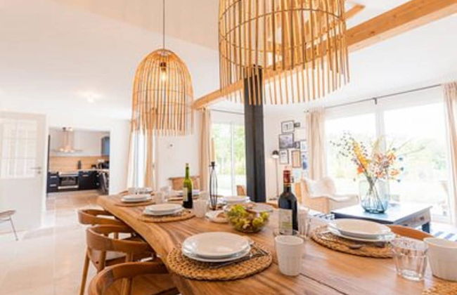 Spacious and Modern Villa With Large Garden and BBQ Area - Foto 37