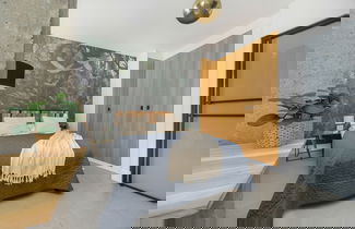 Foto 2 - Cosy Apartment With Garden by Renters