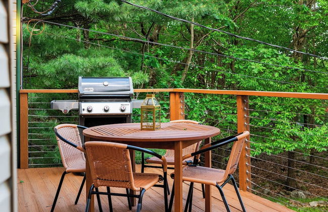 Summit Shores Tranquil Escape Designed for Groups w/ Hot Tub, Fire Pit + Game Room - Foto 3