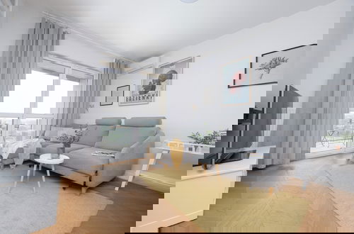 Foto 9 - Bright Apartment for 3 People by Renters