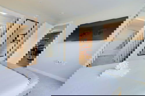 Photo 3 - Apartment at Alexandria