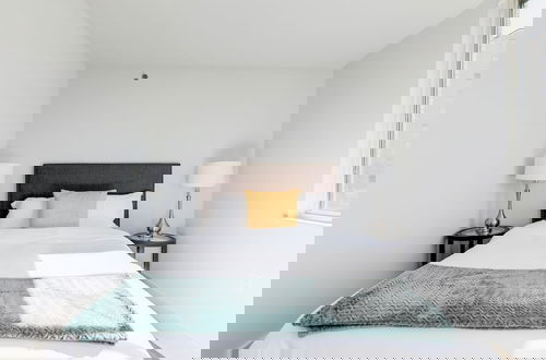 Photo 9 - Elegant 2BR Apartment - Minutes to D.C.