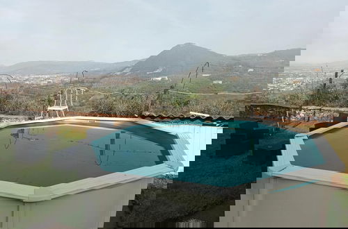 Photo 12 - Villa in Montevettolini With Pool & Mountain Views
