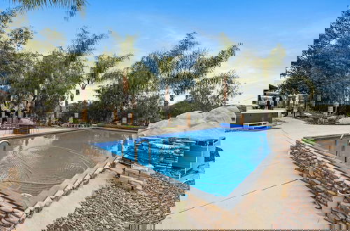 Photo 35 - Breathtaking Meadows by Avantstay Temecula Group Retreat Pool, Pickleball, Firepit, Hot Tub