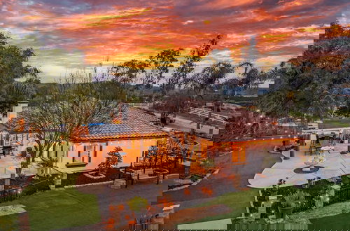 Photo 3 - Breathtaking Meadows by Avantstay Temecula Group Retreat Pool, Pickleball, Firepit, Hot Tub