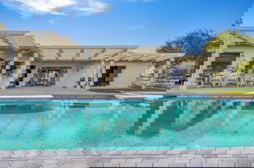Photo 33 - Summit Ranch by Avantstay Infinity Pool + Views
