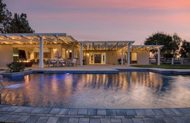 Summit Ranch by Avantstay Infinity Pool + Views - Photo 1