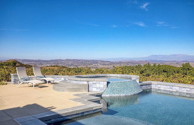 Summit Ranch by Avantstay Infinity Pool + Views - Photo 8