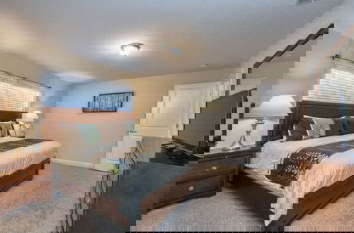 Foto 6 - Lakeview Retreat W/splashpool #1633st 4 Bedroom Townhouse by RedAwning