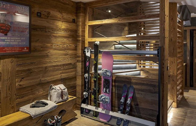 Lush Chalet With hot tub and Sauna - Foto 17