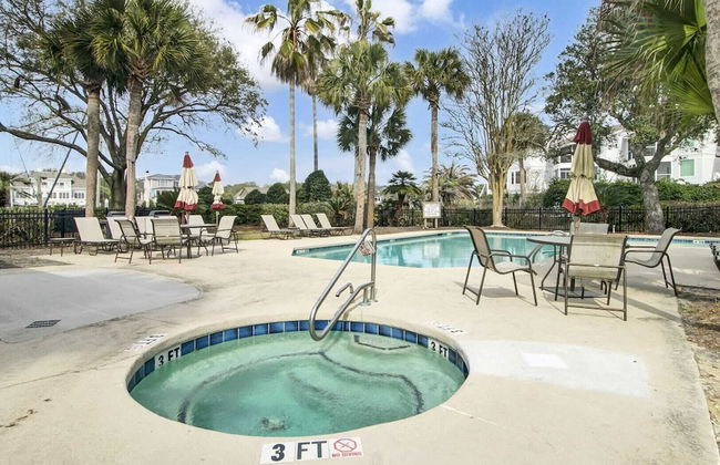 401 Yacht by Avantstay Marina View, Pool, Porch - Foto 22