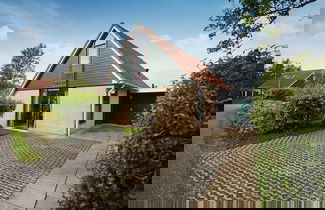 Foto 1 - Holiday Home in Zeeland With Spacious Garden