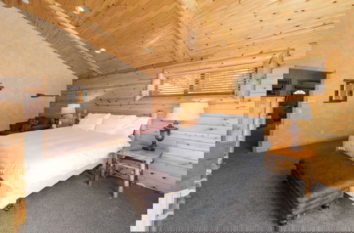 Foto 35 - Paw Print Hot Tub, Mountain Views, Game Room, 4mins to Ski Resort!