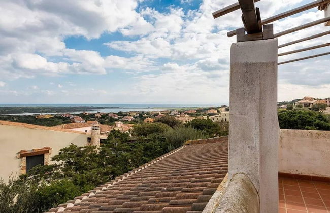 Detached Villa With Garden in Stintino - Photo 35