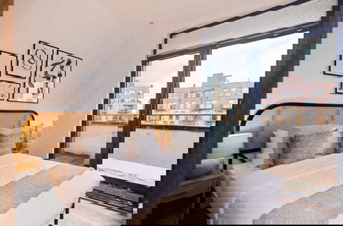 Foto 18 - The Harlesden Classic - Lovely 2BDR Flat with Balcony