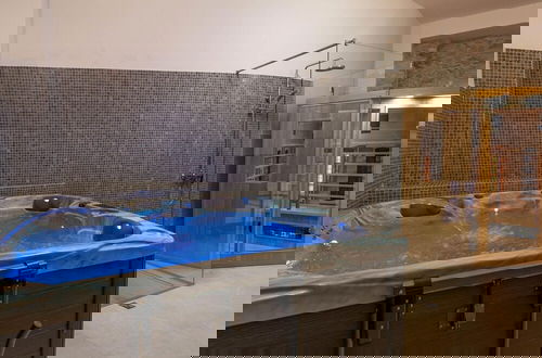 Photo 30 - Amazing Villa With Pool, Wellness and Stunning View