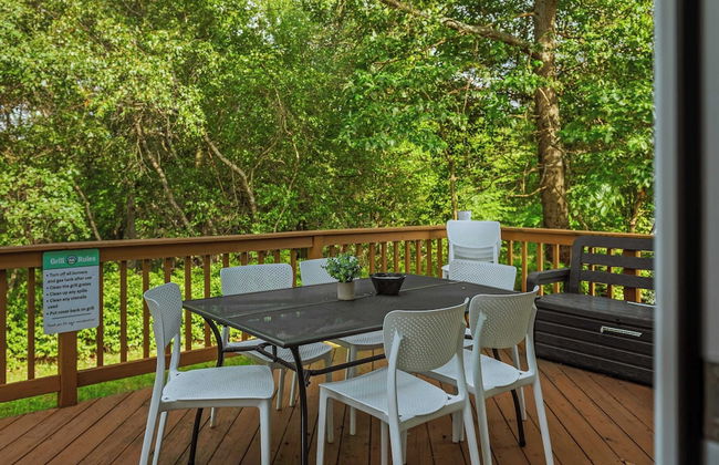 For Lake Sake by Avantstay Lakefront + Hot Tub + View - Photo 53