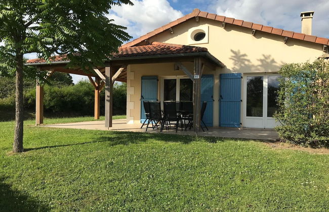Villa in Les Forges With Golf & Pool Access - Photo 1