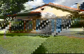 Foto 1 - Relaxing Holiday Home With Pool in Les Forges