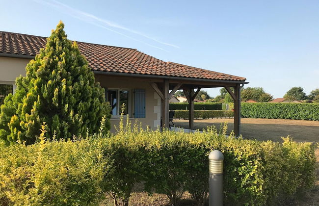 Villa in Les Forges With Golf & Pool Access - Photo 37