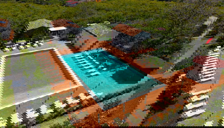Foto 1 - Lumia Resort
