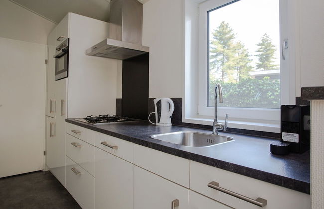 Beautiful House With Covered Terrace, Located in a Holiday Park in Rhenen - Foto 46