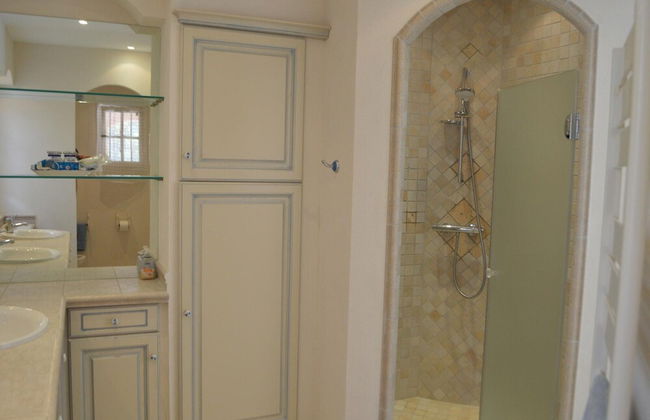 Rural Villa in Lorgues With a Private Pool - Foto 14