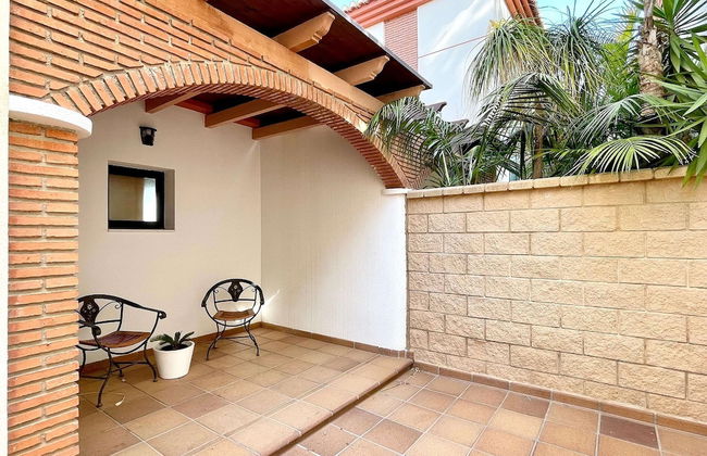 Villa in Velilla With Pool Near Beach - Foto 1