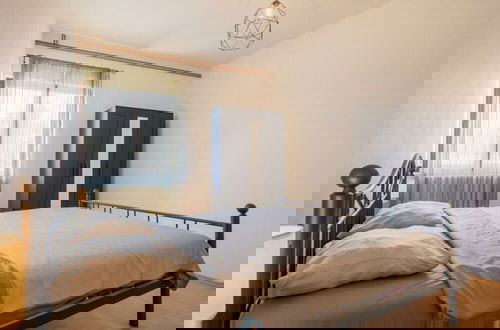 Foto 5 - Villa Pupos Comfortable Holiday Residence