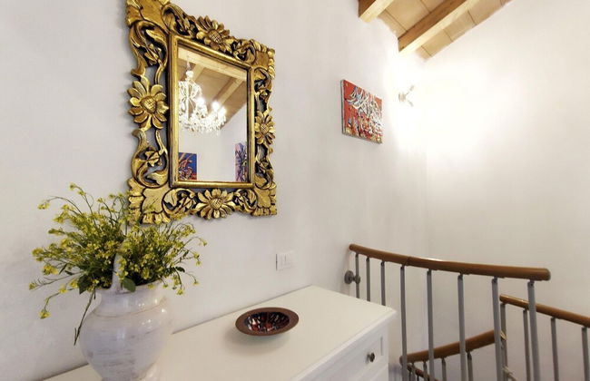 New Tuscan Villa With Pool - Photo 7