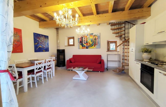 New Tuscan Villa With Pool - Photo 14