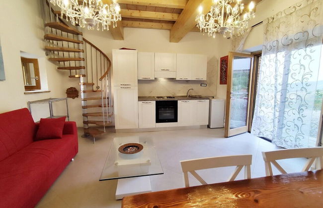 New Tuscan Villa With Pool - Photo 10