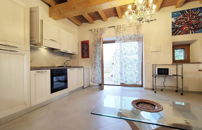 New Tuscan Villa With Pool - Photo 9
