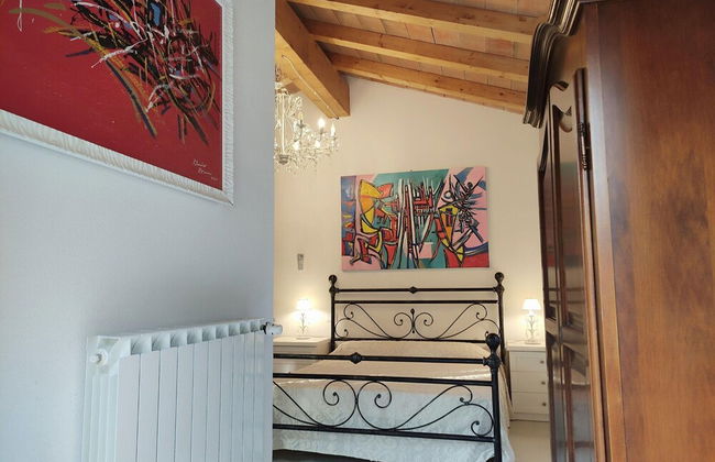 New Tuscan Villa With Pool - Photo 2