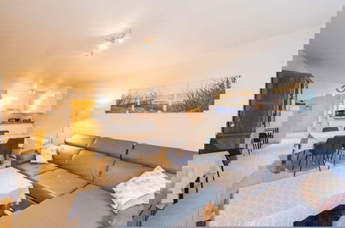 Foto 12 - Apartment With a Cosy Terrace